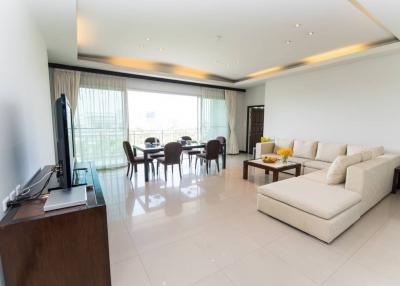 Baan Thirapa 4 bedroom apartment for rent