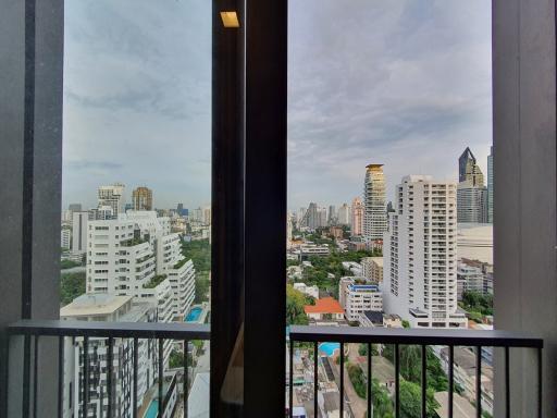 Noble BE 33 Two bedroom condo for rent