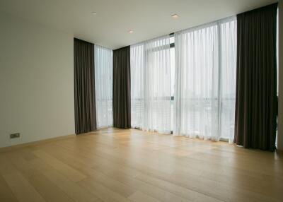 The Monument Thong Lo 2 bedroom condo for sale with tenant