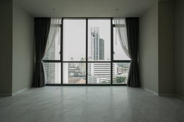 The Monument Thong Lo 2 bedroom condo for sale with tenant