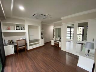 G.P. Grand Tower 3 bedroom pet friendly apartment for rent