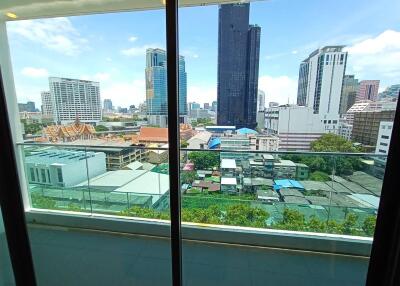 Siamese Surawong 2 bedroom condo for sale with tenant