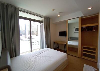 Siamese Surawong 2 bedroom condo for sale with tenant