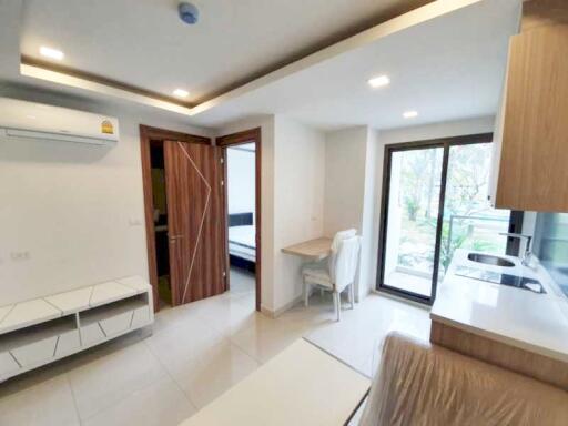 Thappraya Arcadia Beach Condo for Sale