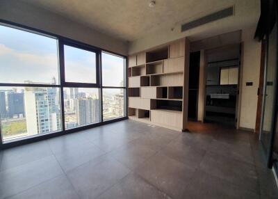 The Lofts Asoke 3 bedroom condo for sale with tenant