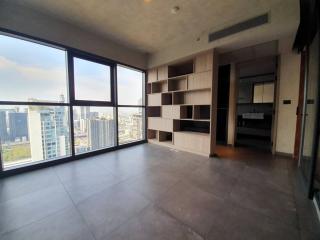 The Lofts Asoke 3 bedroom condo for sale with tenant