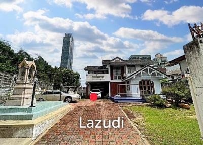 3 Bed 3 Bath 544 SQ.M House in Thonglor 25