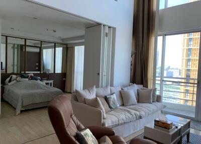 2 bedroom condo for sale at The Rajdamri