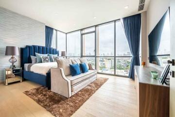 The Monument Thong Lo 2 bedroom condo for sale with tenant