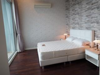 3 bedroom condo for rent at Circle Condominium