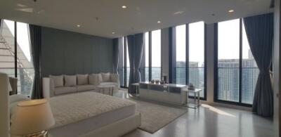 Noble Ploenchit 3 bedroom property for rent