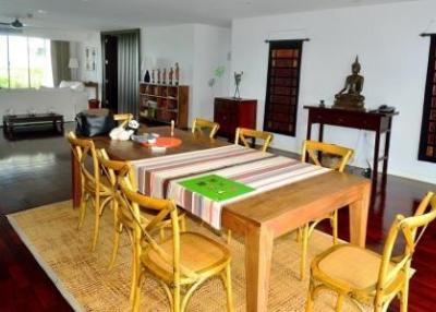 4 bedroom apartment for rent at Bangkapi Mansion