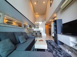 Villa Asoke 2 bedroom duplex condo for rent