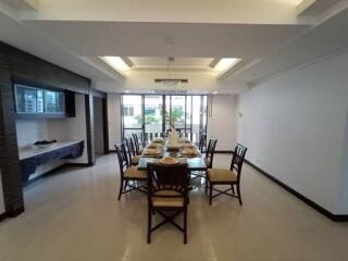 Hawaii Tower 3 bedroom apartment for rent