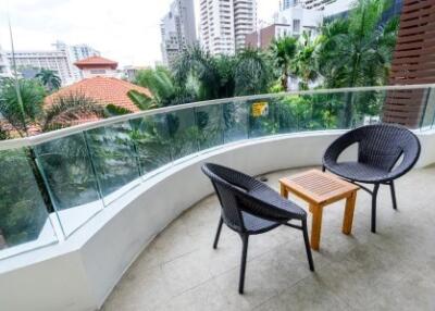 Lohas Residences Sukumvit 2 bedroom apartment for rent