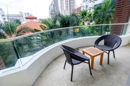 Lohas Residences Sukumvit 2 bedroom apartment for rent