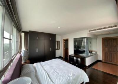 Baan Thirapa 3 bedroom apartment for rent