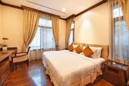 4 bedroom house for rent at L&H Villa Sathorn