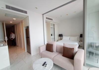 1 bedroom property for sale with tenant at Hyde Sukhumvit 11