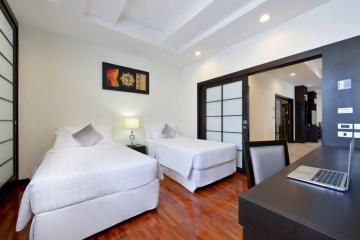 Grand Mercure Bangkok Asoke Residence 3 bedroom apartment for rent