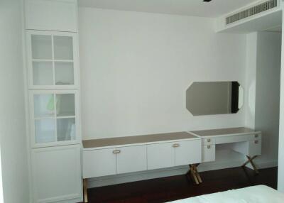 Athenee Residence 2 bedroom condo for rent