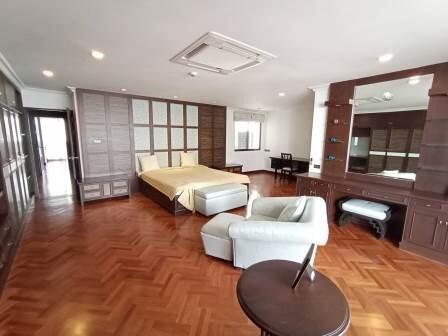 Hawaii Tower 3 bedroom apartment for rent