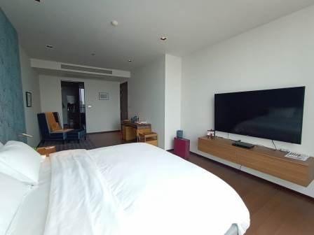 4 bedroom duplex condo for sale with tenant at Hyde Sukhumvit 13