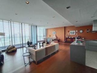 4 bedroom duplex condo for sale with tenant at Hyde Sukhumvit 13