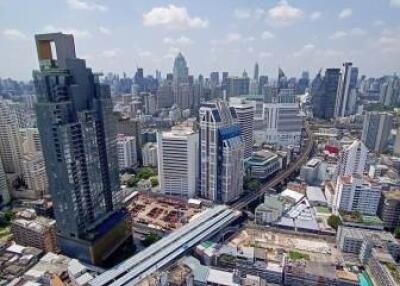 4 bedroom duplex condo for sale with tenant at Hyde Sukhumvit 13