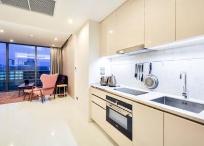 The Bangkok Sathorn 1 bedroom condo for sale with tenant