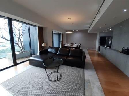 The Met 3 bedroom condo for sale with tenant