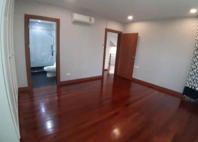 3 bedroom house for rent at Levara Residence