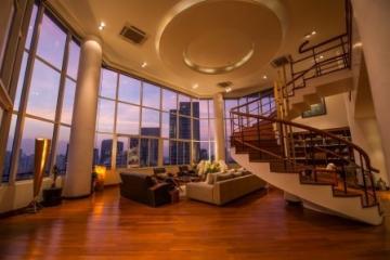 5 bedroom penthouse for sale with tenant at Moon Tower