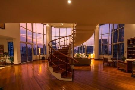 5 bedroom penthouse for sale with tenant at Moon Tower