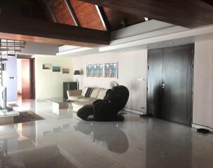 3 bedroom penthouse for sale at Baan Saraan