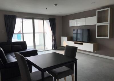 1 bedroom condo for sale at Sukhumvit Suite