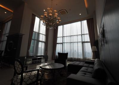 4 bedroom penthouse for rent at Circle Condominium