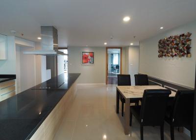 4 bedroom penthouse for rent at Circle Condominium