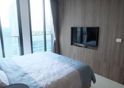 1 bedroom property for rent at Noble Phloen Chit