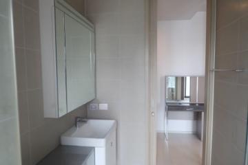 1 bedroom property for rent at Noble Phloen Chit