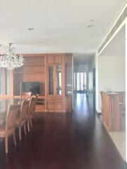 3+1 Bedroom condo for rent at The Park Chidlom