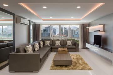 3 bedroom apartment for rent at Aashiana Sukhumvit 26