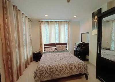 1 bedroom condo for sale at The Address Sukhumvit 42