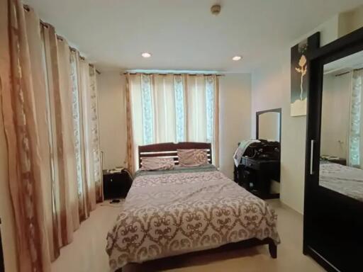 1 bedroom condo for sale at The Address Sukhumvit 42