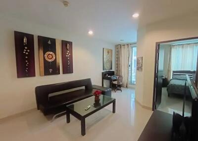 1 bedroom condo for sale at The Address Sukhumvit 42