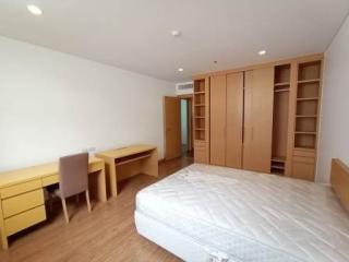 3 bedroom apartment for rent at Ekkamai Gardens