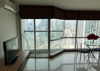 Sukhumvit Suite 1 bedroom condo for sale