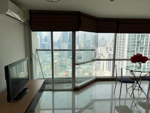 Sukhumvit Suite 1 bedroom condo for sale