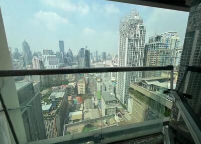 Sukhumvit Suite 1 bedroom condo for sale