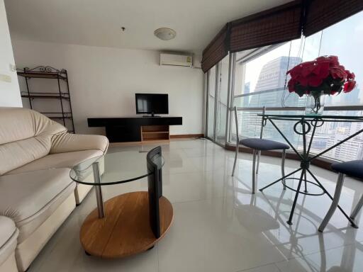 Sukhumvit Suite 1 bedroom condo for sale